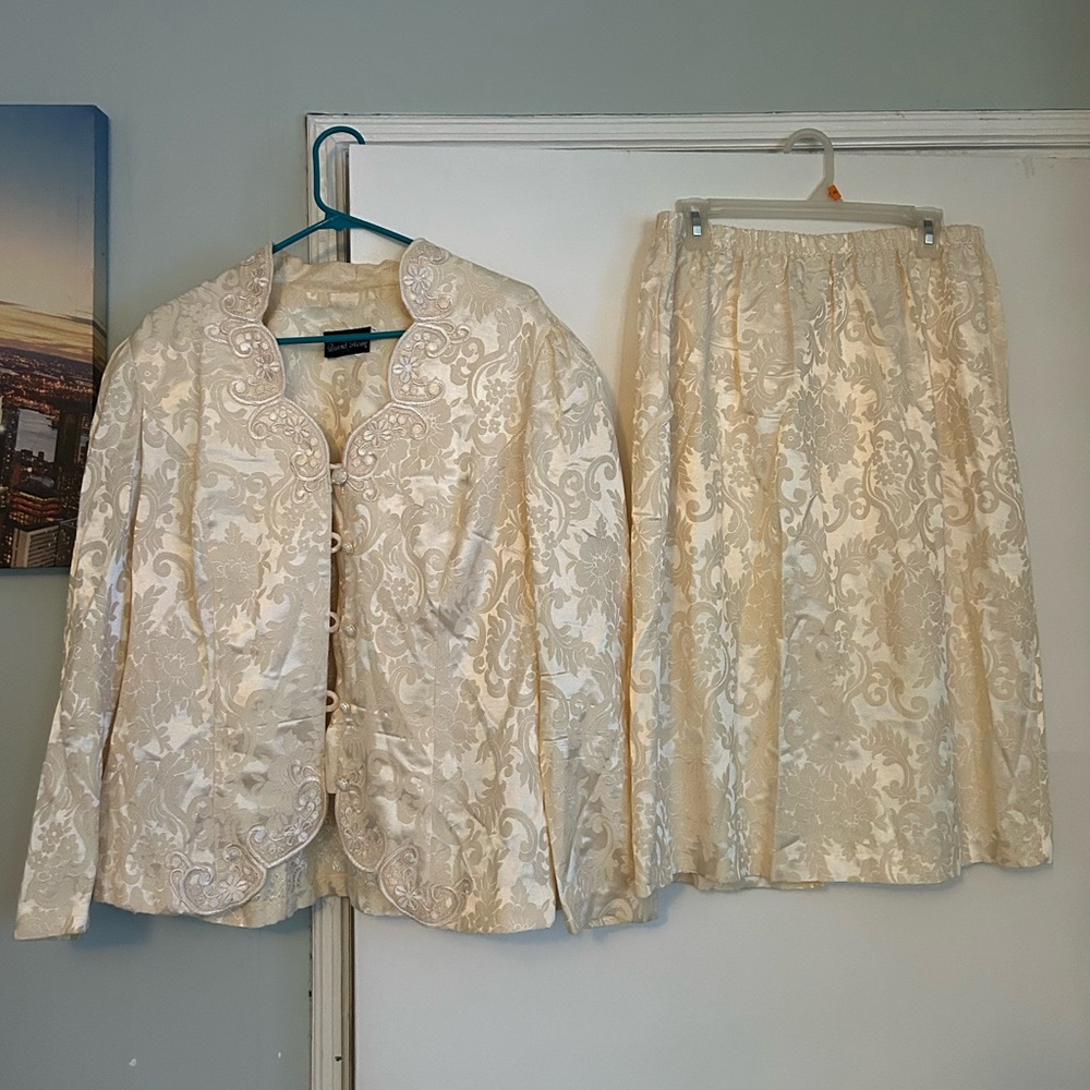 ❤️❤️ Vintage Elegant Cream Skirt and Blazer Jacket Set